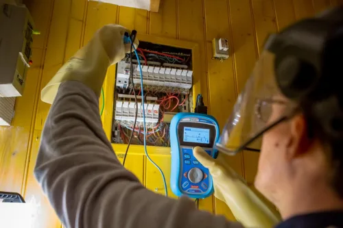Diagnostic électricité Aubagne : RDV en 48h